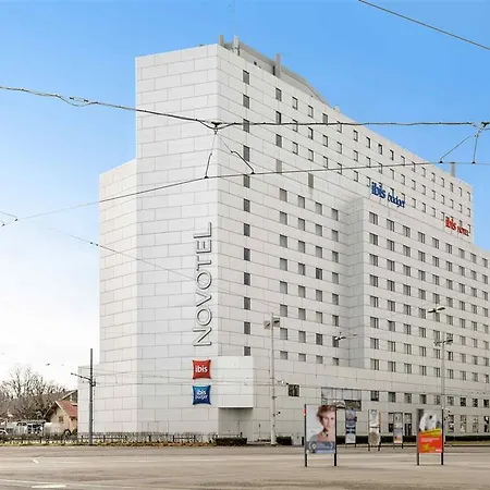 Отель Ibis Expo 2*