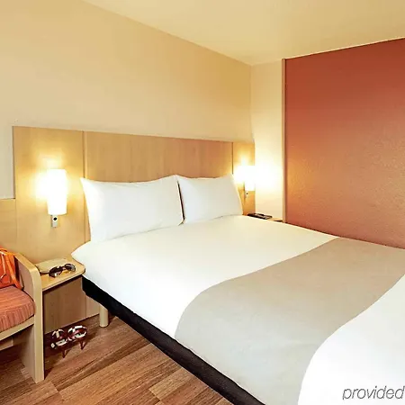 Отель Ibis Expo