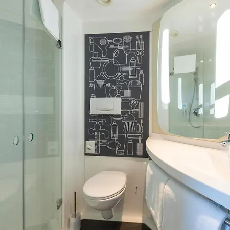 Ibis Expo Отель Берн