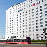 Hotel Ibis Expo 3*