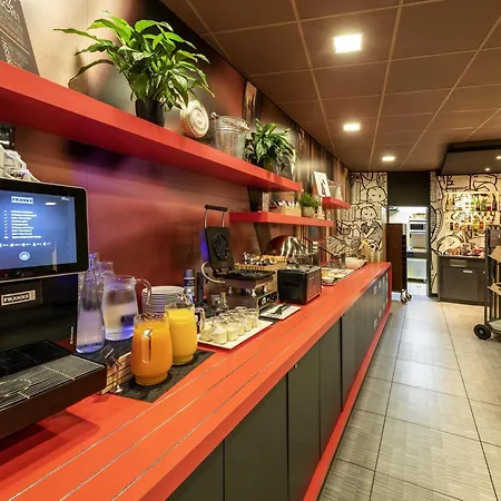 Ibis Expo Hotel Berna