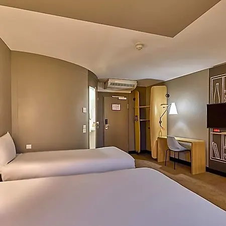 Ξενοδοχείο Ibis Expo 3*