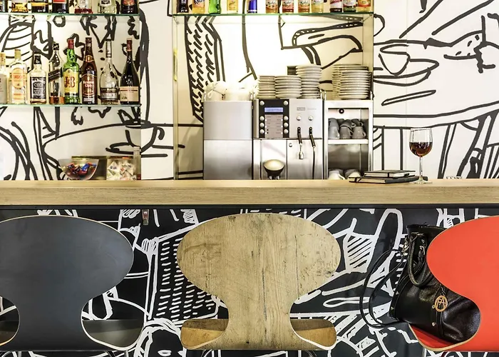 Hotel Ibis Expo Berna