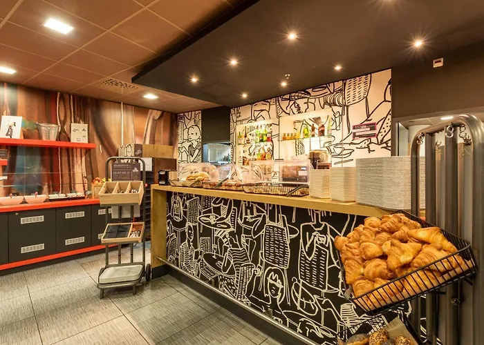 Ibis Expo Hotel Berna